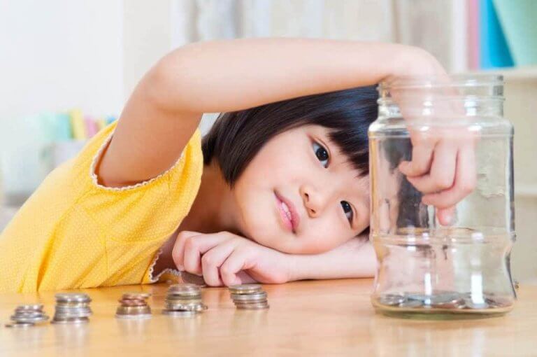 toán soroban dạy con tiết kiện tiền